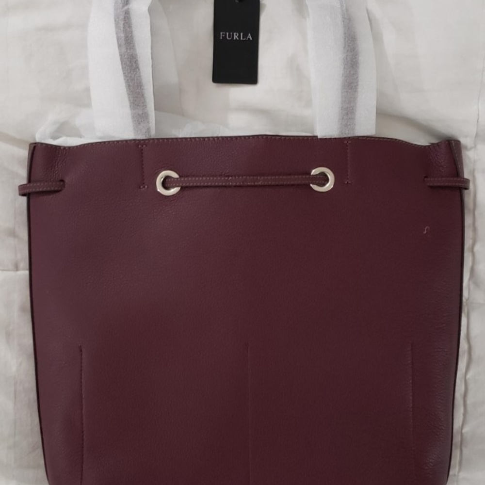NWT Furla Costanza Large Drawstring Leather Tote - Picture 2 of 4